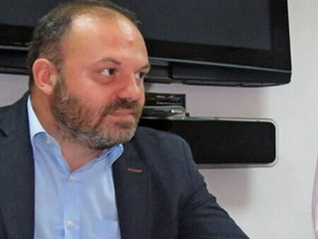 Общинският съветник Христо Панайотов с въпроси за регулирането на републиканските пътища, преминаващи през Бургас