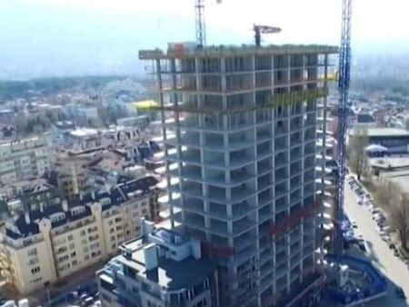 Съдът реши окончателно съдбата на небостъргача "Златен век" в София