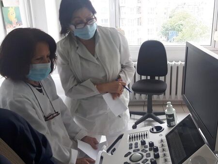 УМБАЛ-Бургас обнови апаратура за диагностика, чака и нов мобилен рентген