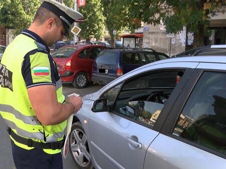 Акция "Висока скорост": Над 1300 шофьори изгоряха за седмица в Бургас