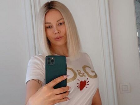 Емилия отново стана блондинка, посреща лятото в отбора на русите