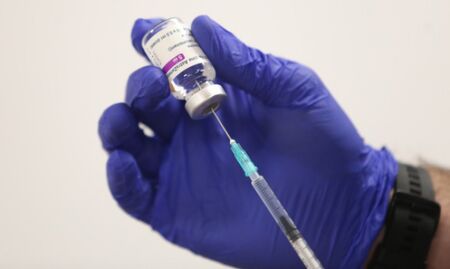 Д-р Миндов: Има спад в интереса към ваксинацията