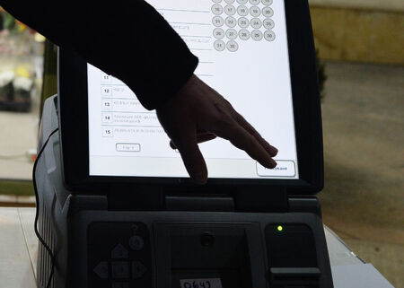 За кого ще гласуваме в Бургас - пълен списък на кандидат-депутатите за 11 юли