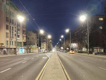 Започва модернизация на уличното осветление в още две зони на Бургас