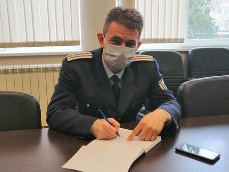 Знакова смяна на началника на РУ-Айтос в навечерието на вота