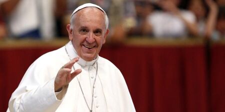Папа Франциск постъпи в болница