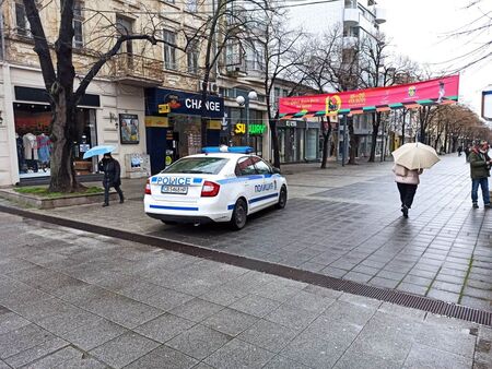 Какви ще са ковид ограниченията при нова вълна, вижте екшън плана на служебното правителство