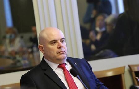 Главният прокурор иска имунитета на кандидат-депутат от Бургас
