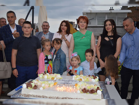 Областният управител проф. Мария Нейкова посвети рождения си ден на благотворителна кауза