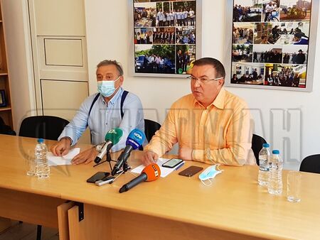 Костадин Ангелов в Бургас: Служебното правителство води България към нова COVID вълна