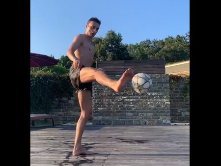 Полугол: Берба изнесе урок как се тренират докосването на топката и техниката