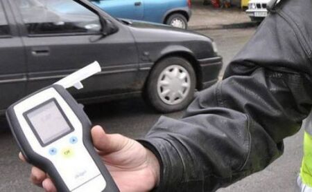 На прибиране от дискотека: 18-годишен седна пиян зад волана на Ауди в Приморско и загази