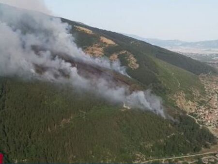 Добра новина: Пожарът край Твърдица е овладян