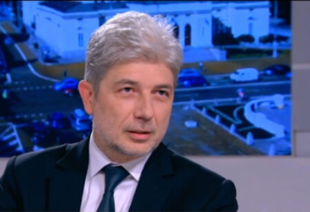Бившият екоминистър Нено Димов е обвиняем за водната криза в Перник