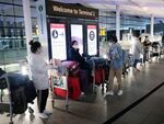 Англия отменя карантината за ваксинирани от Европа и САЩ