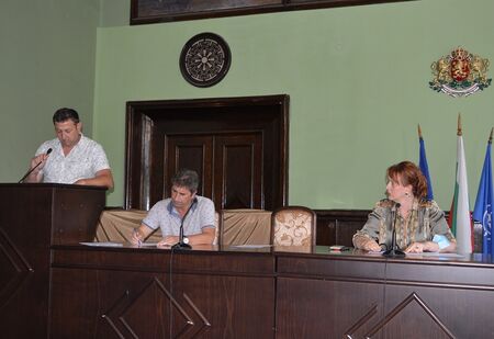 Областният управител на Бургас проф.Мария Нейкова свика извънредно заседание на щаба за бедствията