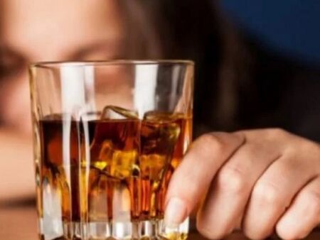 Проучване показа: Всеки десети българин пие алкохол всеки ден