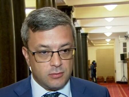 Тома Биков: Партиите на промяната абдикират, трябва да платят политическата цена за това!