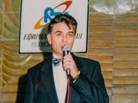 Отиде си първият милионер на Бургас след 1989 година - Емил Райков