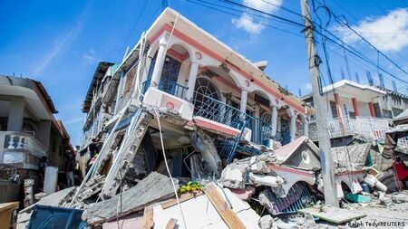 Расте броят на жертвите на земетресението в Хаити
