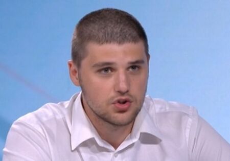 Битият Евгени Марчев: "Наказаното" ченге Андон Андонов ме преследваше и на други протести