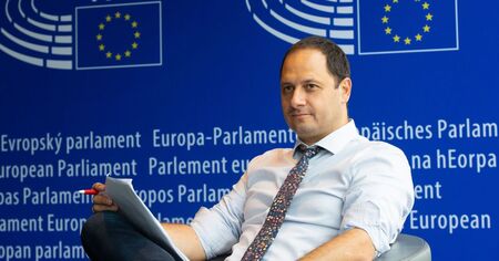 Евродепутатът Петър Витанов: Провалихме се с ваксинацията и посрещаме неподготвени четвъртата вълна на COVID-19