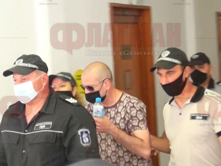 Районният съд в Бургас остави Деян Дичев в ареста, определи го за "лице с изградени престъпни навици"
