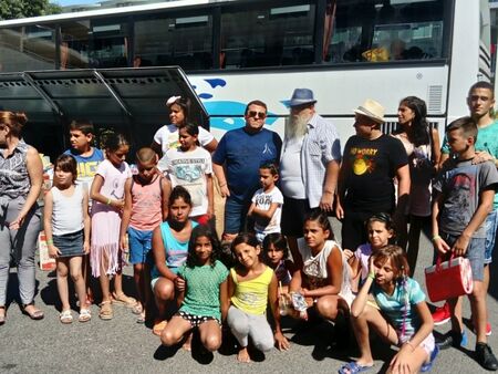35 деца от Дома на отец Иван с безплатна ол инклузив почивка в Слънчев бряг – подарък от благодетеля Венелин Ташев