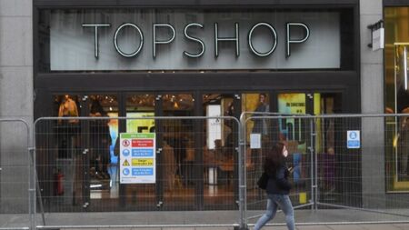 8700 магазина във Великобритания са затворили за 6 месеца
