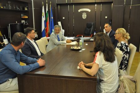 Кметът на Бургас прие новия дистрикт гуверньор на Ротари България