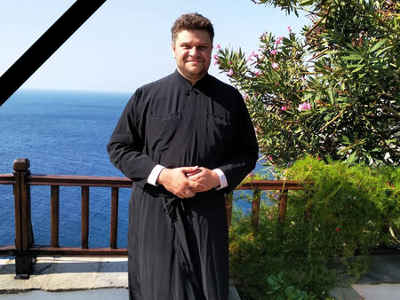 Скръбна вест: COVID погуби отец Стефан Димитров