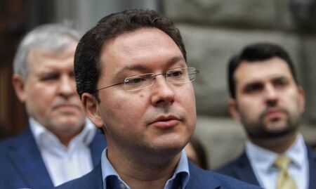 Даниел Митов няма да е кандидатът за президент на ГЕРБ
