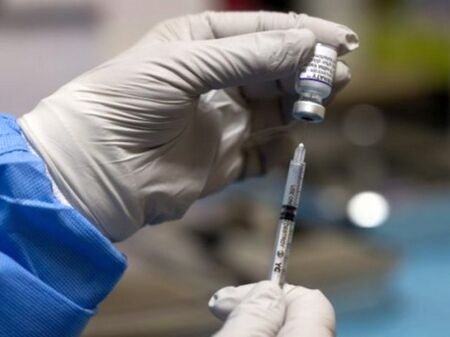 Pfizer иска да прилага ваксината си срещу коронавируса и върху бебета