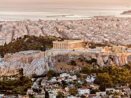 Гърция започва да прилага бустерна доза