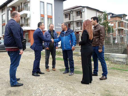 Кметът на Несебър даде старт на строителството на нов обект в Обзор