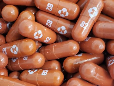 Първoто лекарство срещу COVID-19 може да бъдат пуснати на пазара скоро