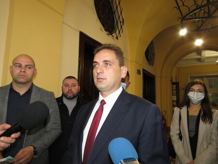 Севим Али отново поведе отбора на ДПС в Бургаска област, целта – 3 депутатски мандата