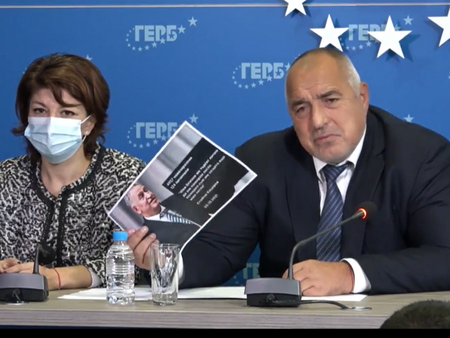 ГЕРБ поиска оставката на здравния министър Стойчо Кацаров, излъгал за зелените сертификати