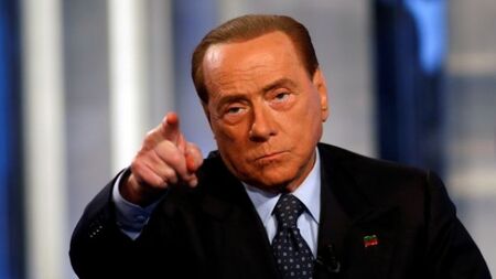 Берлускони е оправдан по делото за подкупване на свидетел