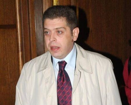 Бившият съдия Петър Сантиров се разболял от множествена склероза, осъди прокуратурата за 300 хил.лева