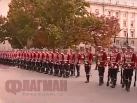 Честит празник! Отбелязваме Деня на народните будители