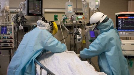 Близо два тона кислород на денонощие използва болница в Русе