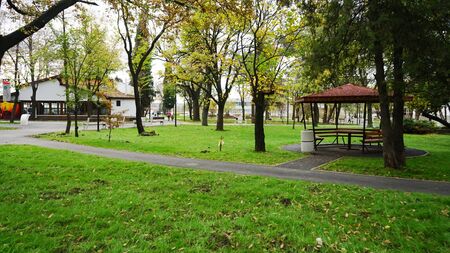 Вижте обновената градска градина на Айтос