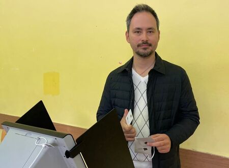 Д-р Виктор Серафимов: Гласувах за десните решения на проблемите в България