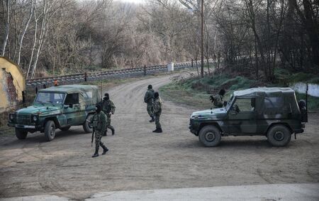 Гърция "бронира" граничните си сухопътни зони с България и Турция