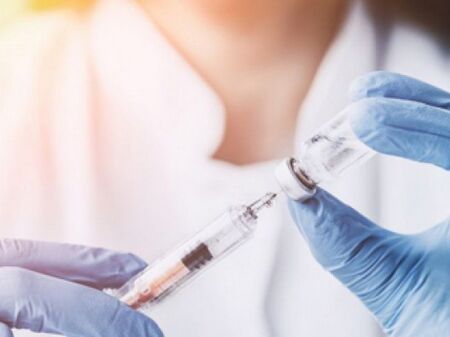 Хонг Конг одобри китайската ваксина срещу COVID за деца от 3 до 17 години