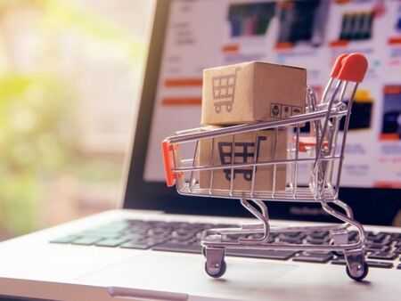 В ЕС българите са най-малко склонни да пазаруват онлайн