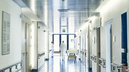 Отпада забраната за извършване на планови операции в лечебните заведения