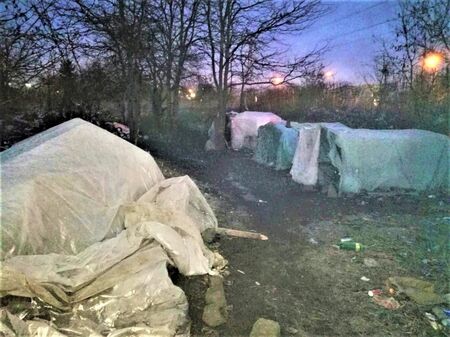 Разтуриха ромски катун в Бургас, върнаха обитателите му по родните им места