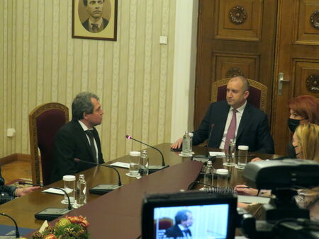 Тошко Йорданов при президента: Моделът ГЕРБ-ДПС все още не е разграден, нужна е нормализация